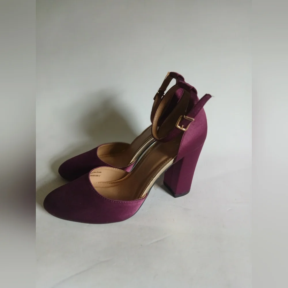Women's A New Day burgundy fabric ankle strap heeled shoes Sz7M thick heel - Picture 13 of 16